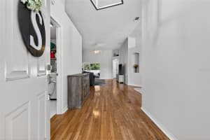 8525 HEYWARD ROAD, TAMPA, FL 33635 - MLS#MFRTB8496896