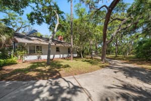 11496 74TH AVENUE, SEMINOLE, FL 33772 - MLS#MFRTB8496916