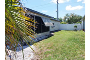 302 52ND AVENUE TERRACE, BRADENTON, FL 34203 - MLS#MFRTB8497034