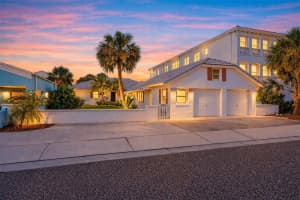 18206 SUNSET BOULEVARD, REDINGTON SHORES, FL 33708 - MLS#MFRTB8497053