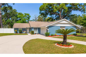 823 Riverside Dr, TARPON SPRINGS
