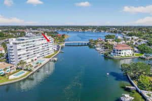 1365 SNELL ISLE BOULEVARD, ST PETERSBURG, FL 33704 - MLS#MFRTB8497108