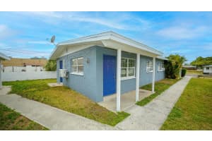 6538 42ND AVENUE, ST PETERSBURG, FL 33709 - MLS#MFRTB8497111