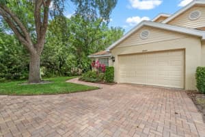 2445 NEW HAVEN CIRCLE, SUN CITY CENTER, FL 33573 - MLS#MFRTB8497131