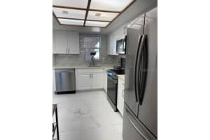 9700 STARKEY ROAD, SEMINOLE, FL 33777 - MLS#MFRTB8497138