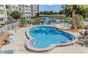 225 COUNTRY CLUB DRIVE, LARGO, FL 33771 - MLS#MFRTB8497142