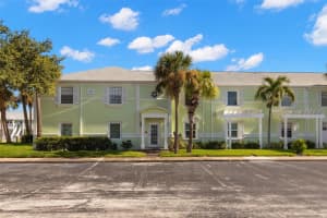 5243 BEACH DRIVE, ST PETERSBURG, FL 33705 - MLS#MFRTB8497172