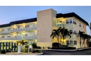 5935 30th Ave S #312, GULFPORT