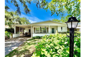 10 N Davis St, BEVERLY HILLS