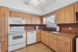 2295 AMERICUS BOULEVARD, CLEARWATER, FL 33763 - MLS#MFRTB8497408