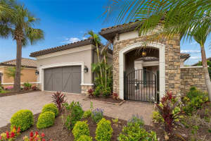 8552 GRAND ALBERATO ROAD, TAMPA, FL 33647 - MLS#MFRTB8497411