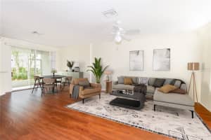 212 GOLDEN POND COURT, VALRICO, FL 33594 - MLS#MFRTB8497421