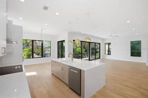 1943 SHORE ACRES BOULEVARD, ST PETERSBURG, FL 33703 - MLS#MFRTB8497542