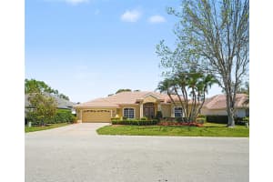 7219 COACHLIGHT STREET, SARASOTA, FL 34243 - MLS#MFRTB8497612