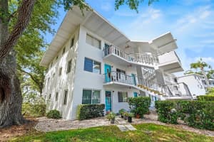 8402 111TH STREET, SEMINOLE, FL 33772 - MLS#MFRTB8497702