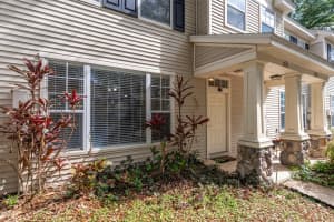 2118 GOLDEN OAK LN, VALRICO, FL 33594 - MLS#MFRTB8497732