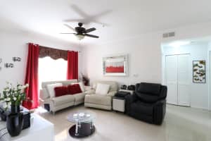 5610 PINNACLE HEIGHTS CIRCLE, TAMPA, FL 33624 - MLS#MFRTB8497750