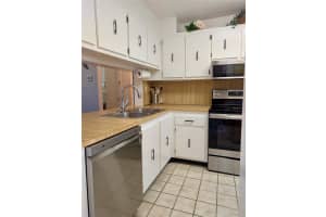 6218 PALMA DEL MAR BOULEVARD, ST PETERSBURG, FL 33715 - MLS#MFRTB8497786