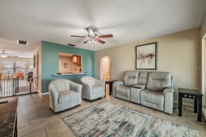 381 CLUB MANOR DRIVE, SUN CITY CENTER, FL 33573 - MLS#MFRTB8497802
