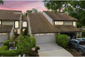 13934 Clubhouse Cir #8, TAMPA