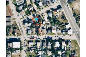 710 DAVIS STREET, DAYTONA BEACH, FL 32118 - MLS#MFRTB8497867