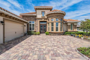 13915 CARRYBACK DRIVE, DADE CITY, FL 33525 - MLS#MFRTB8497950