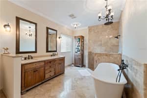 8715 HIDDEN GREEN LANE, TAMPA, FL 33647 - MLS#MFRTB8497951