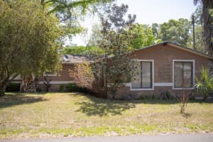 717 Nw 253rd St, NEWBERRY