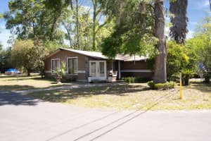 717 253RD STREET, NEWBERRY, FL 32669 - MLS#MFRTB8497956