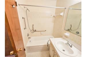 3010 59th St S #309, GULFPORT