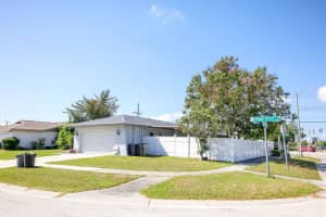 4734 RIDGE POINT DRIVE, TAMPA, FL 33624 - MLS#MFRTB8498015