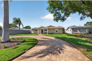 413 43RD AVENUE, ST PETERSBURG, FL 33703 - MLS#MFRTB8498096