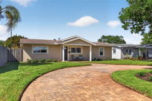 413 43RD AVENUE, ST PETERSBURG, FL 33703 - MLS#MFRTB8498096