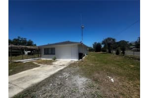 121 33RD AVENUE, BRADENTON, FL 34208 - MLS#MFRTB8498100
