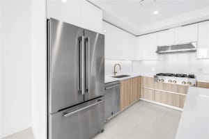 400 CENTRAL AVENUE, ST PETERSBURG, FL 33701 - MLS#MFRTB8498108