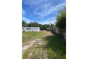 15617 CASEY ROAD, TAMPA, FL 33624 - MLS#MFRTB8498147