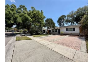 166 LINCOLN CIRCLE, ST PETERSBURG, FL 33703 - MLS#MFRTB8498166