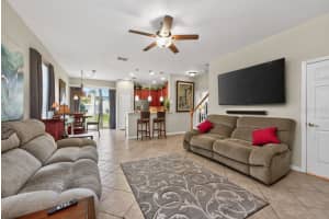 1063 PASEO DEL RIO NE, ST PETERSBURG, FL 33702 - MLS#MFRTB8498177