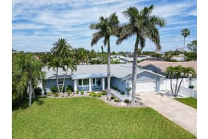 230 S Julia Cir, ST PETE BEACH