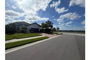 6289 MESA GLEN, BRADENTON, FL 34203 - MLS#MFRTB8498251