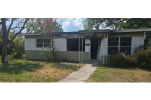 2401 17th Ave S, ST PETERSBURG