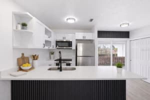 113 EASTWAY DR, LAKELAND, FL 33803 - MLS#MFRTB8498335