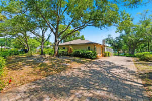 1451 MONTICELLO BOULEVARD, ST PETERSBURG, FL 33703 - MLS#MFRTB8498376