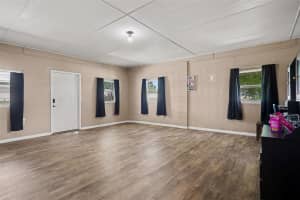 355 OAK AVENUE, FROSTPROOF, FL 33843 - MLS#MFRTB8498386