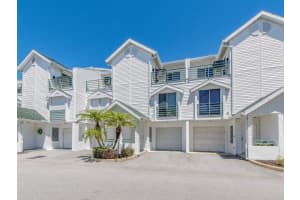 320 ISLAND WAY, CLEARWATER BEACH, FL 33767 - MLS#MFRTB8498418