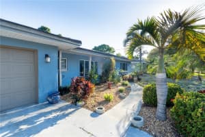 33 SOUTHWIND DRIVE, BELLEAIR BLUFFS, FL 33770 - MLS#MFRTB8498460