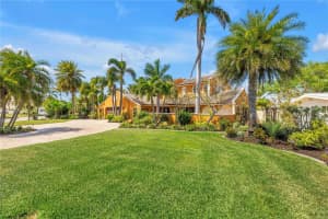 3945 POINSETTIA DRIVE, ST PETE BEACH, FL 33706 - MLS#MFRTB8498461