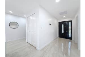 910 ALCAZAR WAY, ST PETERSBURG, FL 33705 - MLS#MFRTB8498584