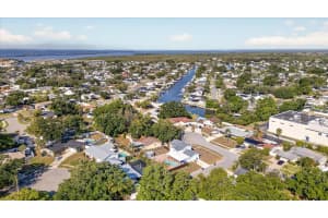 8404 SANDSTONE COURT, TAMPA, FL 33615 - MLS#MFRTB8498655