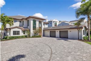 460 COFFEE POT RIVIERA NE, ST PETERSBURG, FL 33704 - MLS#MFRTB8498747